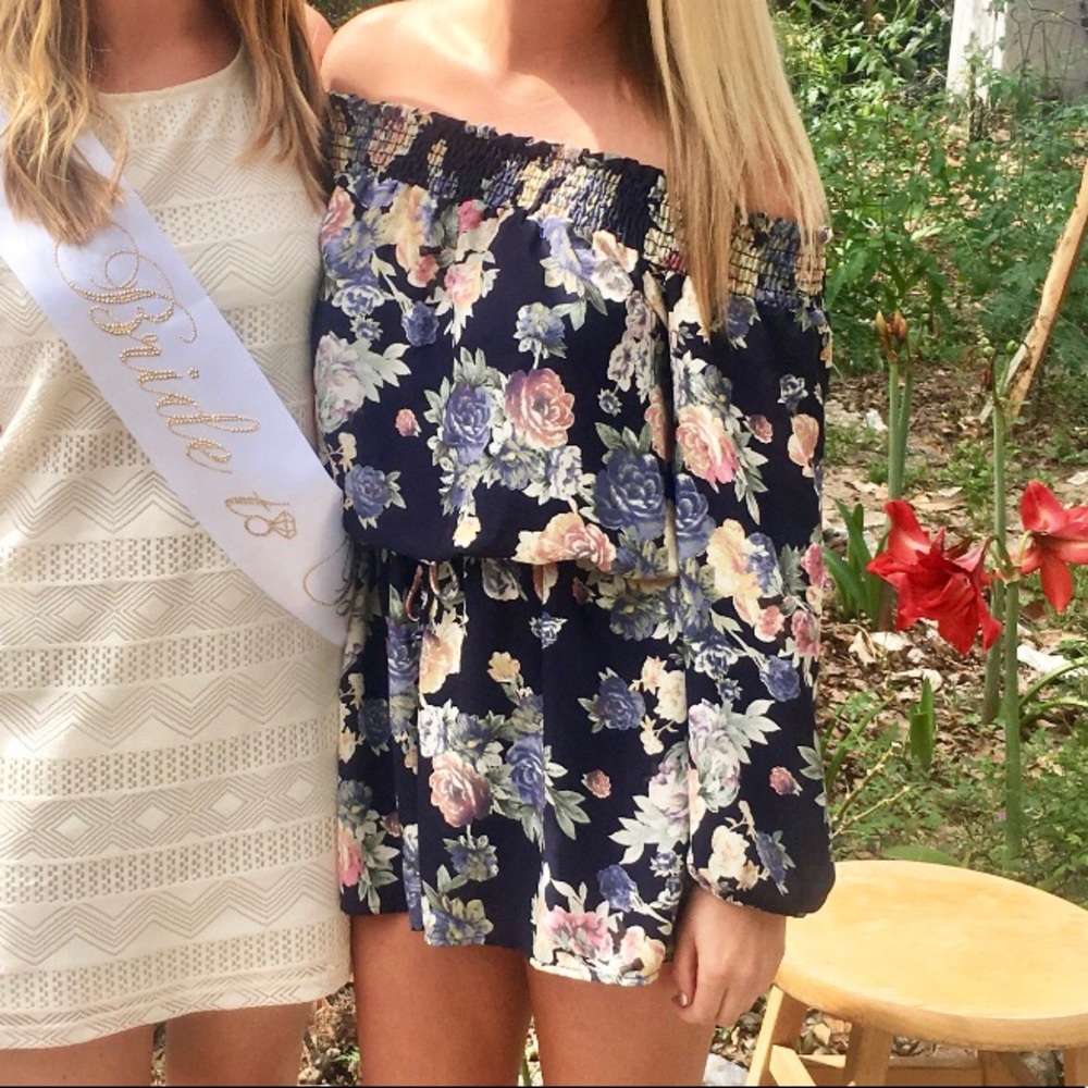 Vici floral romper